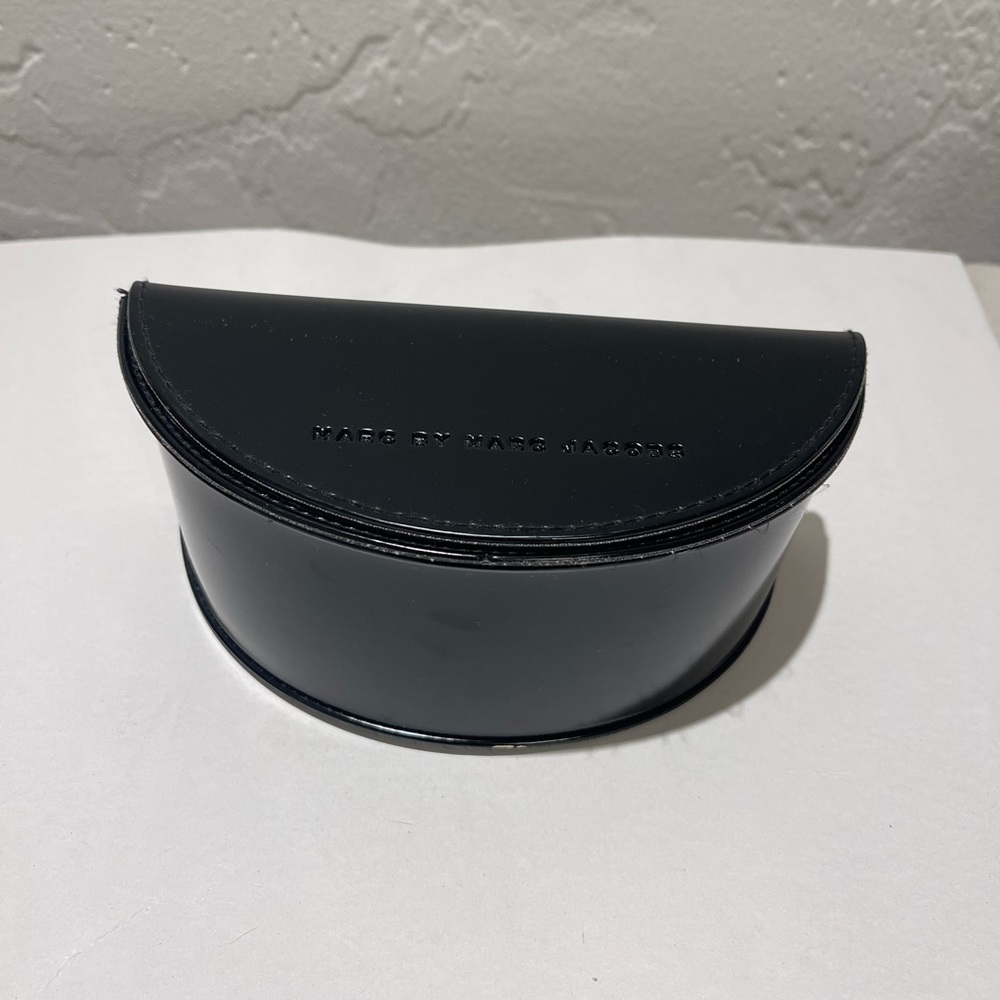 Marc by Marc Jacobs Sunglasses Case - Black
